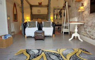 The Roost Retreat, Self-Catering Accommodation in North Yorkshire The Roost Retreat, Self-Catering Accommodation in North Yorkshire