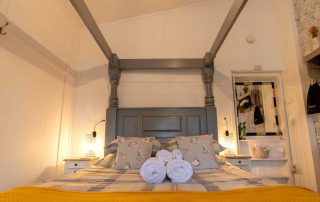The Roost Retreat, Self-Catering Accommodation in North Yorkshire The Roost Retreat, Self-Catering Accommodation in North Yorkshire